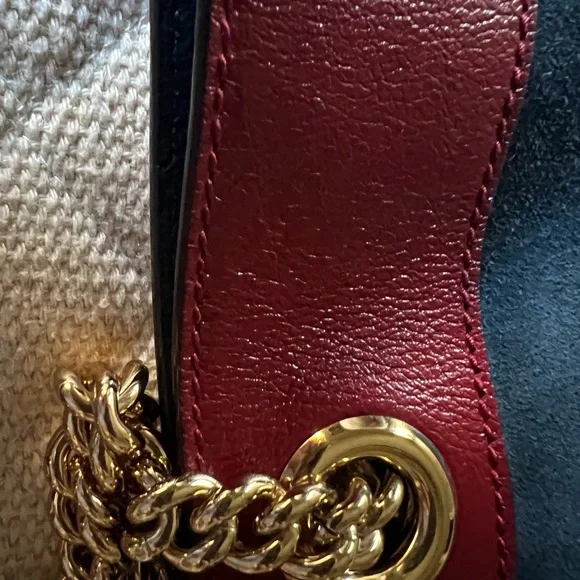 GUCCI Red Leather & Navy Suede Chain Strap Tote Bag. EUC!!!! No callouts!! - Picture 12 of 16